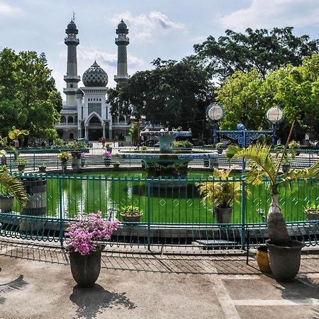 Sawojajar Inn Malang Exteriör bild